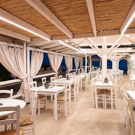 Barefoot Contessa Hotel 2*